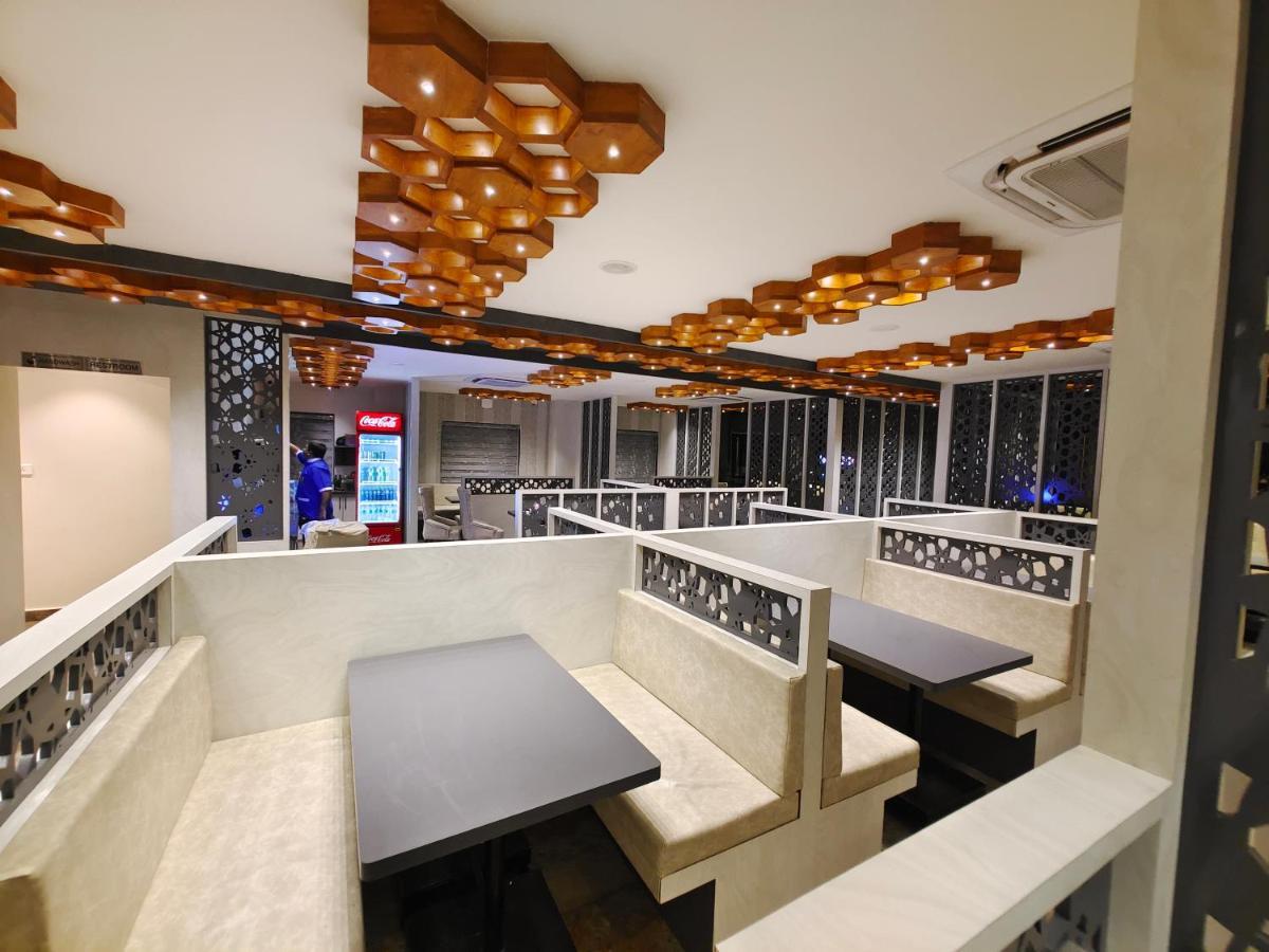 Hotel Thousand Pillars Warangal Buitenkant foto