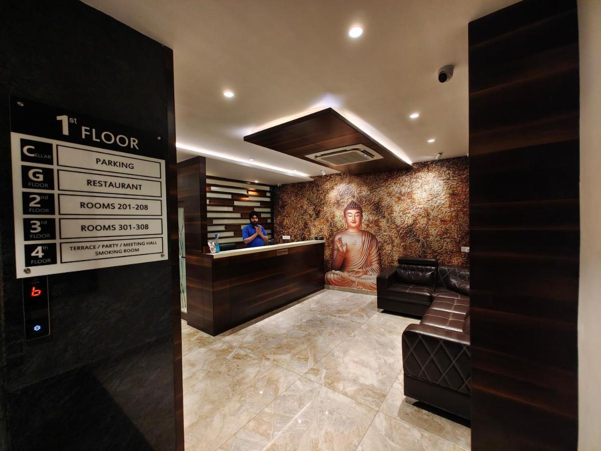 Hotel Thousand Pillars Warangal Buitenkant foto