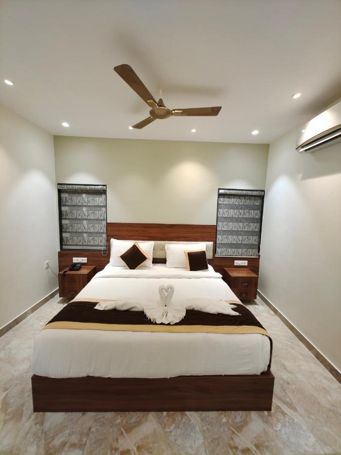 Hotel Thousand Pillars Warangal Buitenkant foto
