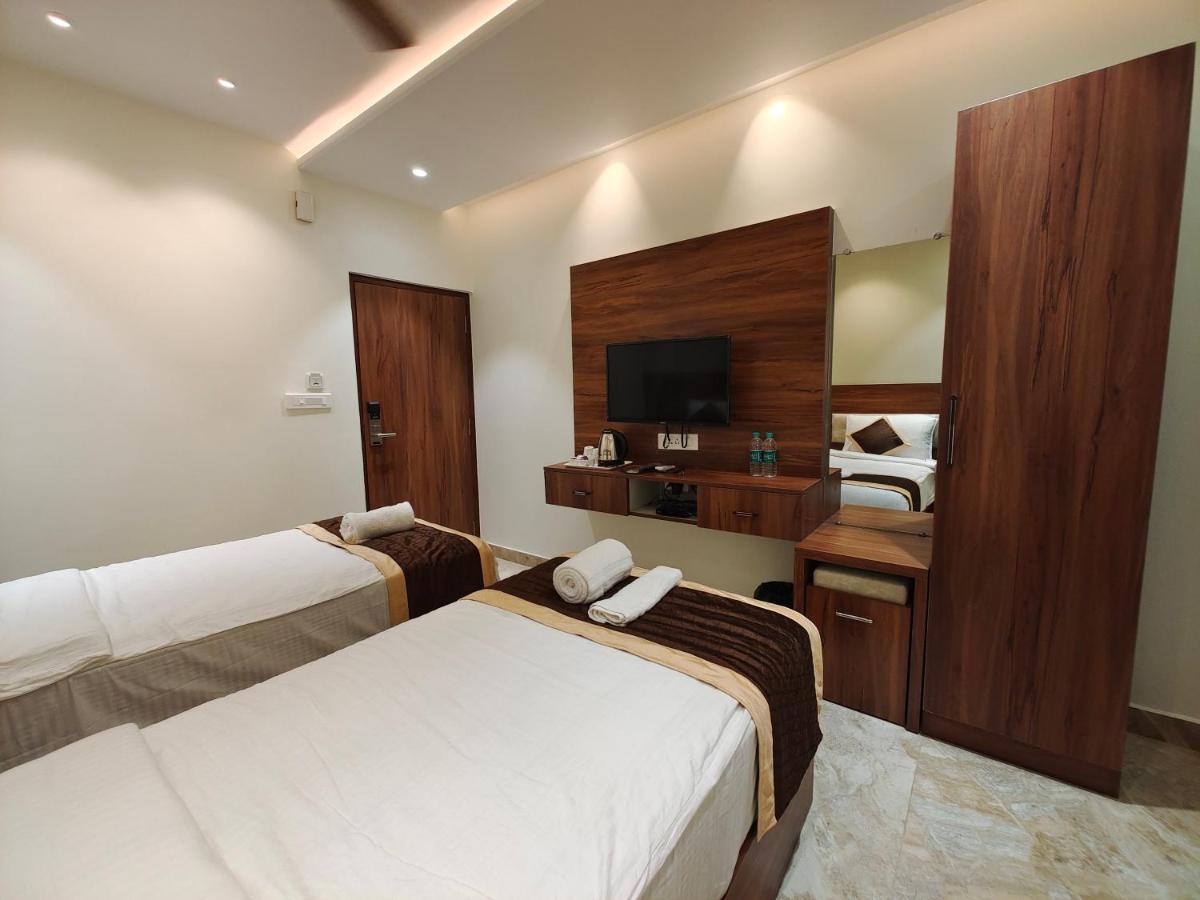 Hotel Thousand Pillars Warangal Buitenkant foto